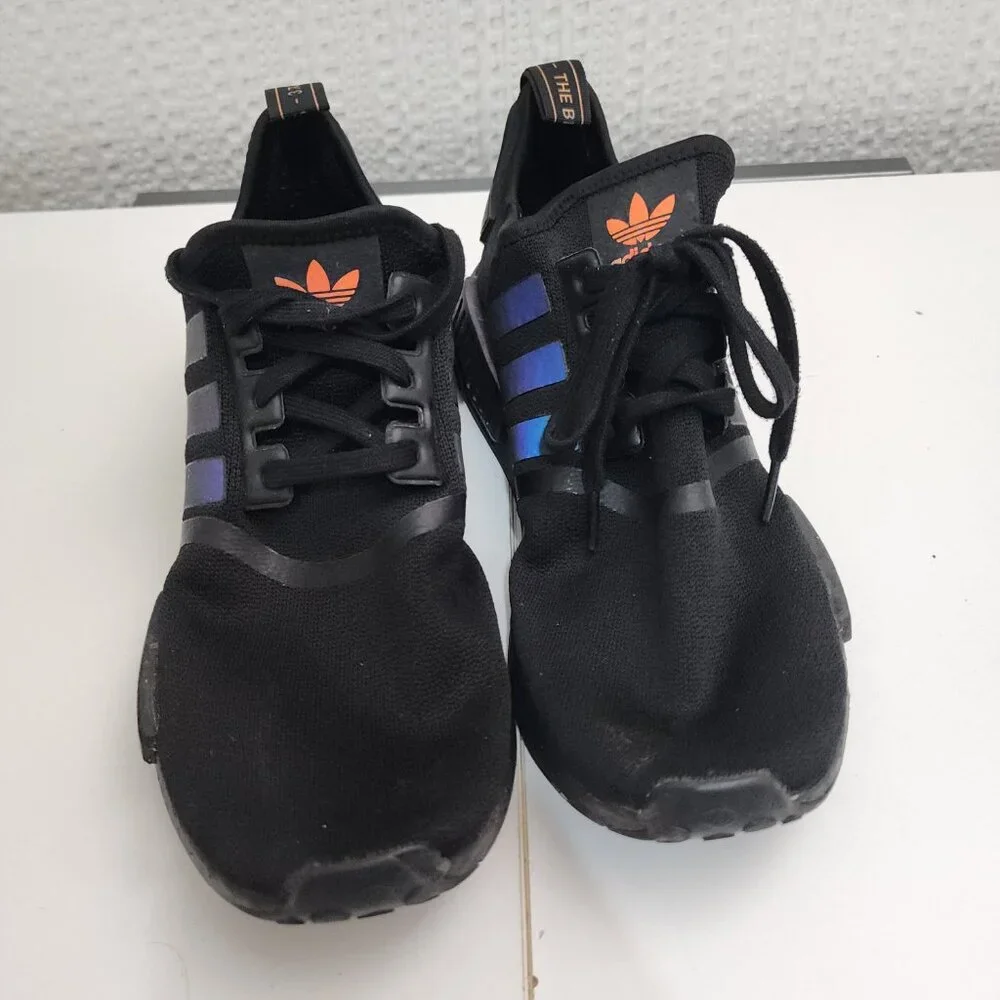 Adidas Ultra Boost Men's Size 10.5 Black and Iridescent Sneaker Shoes